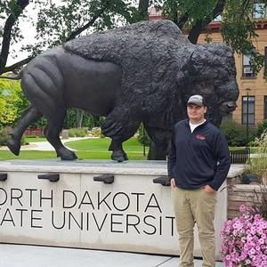 Meet your Posher, Dustin